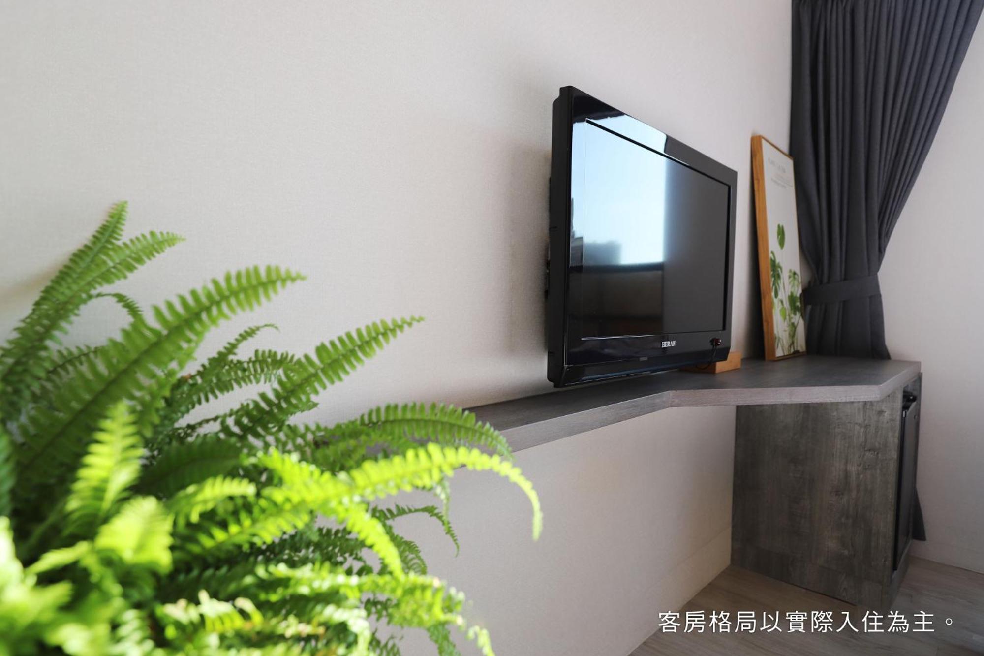 Talmud Hotel Gongyuan Taichung Exterior photo